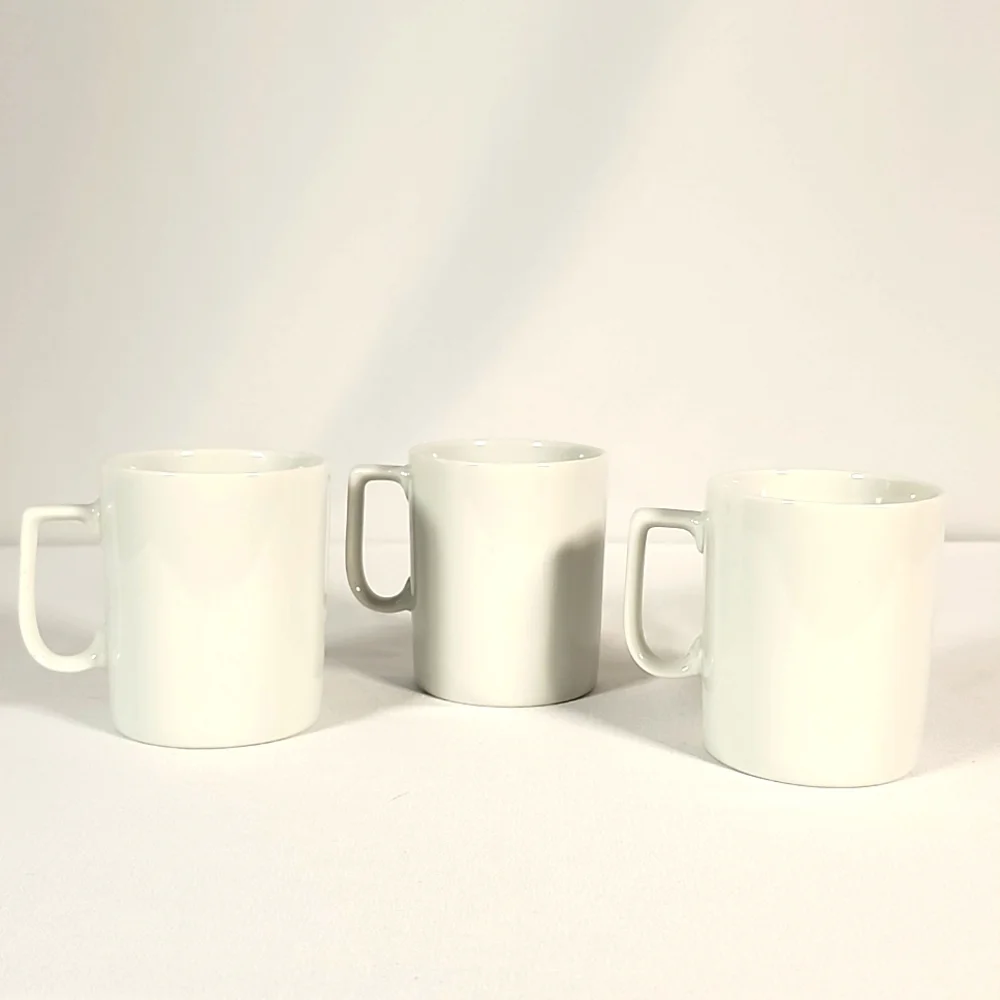 Set of 3 Vintage Hummel-Style Mugs - Collectible Porcelain - Made in Japan 1950s - Picture 9 of 16